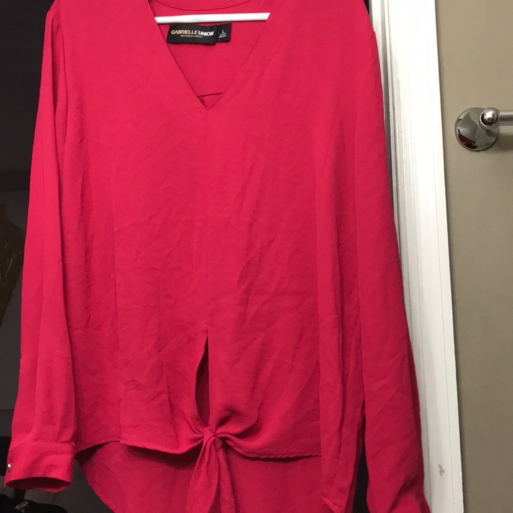 NY&CO Gabrielle Union Hot Pink blouse!